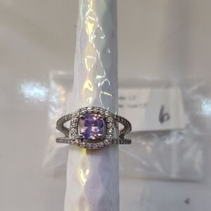 Elegant Lavender stone .925 Sterling Silver Ring Size 6